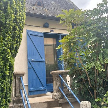 Gite Au Coeur De La Ville Ancienne Terrasson Bagian luar foto