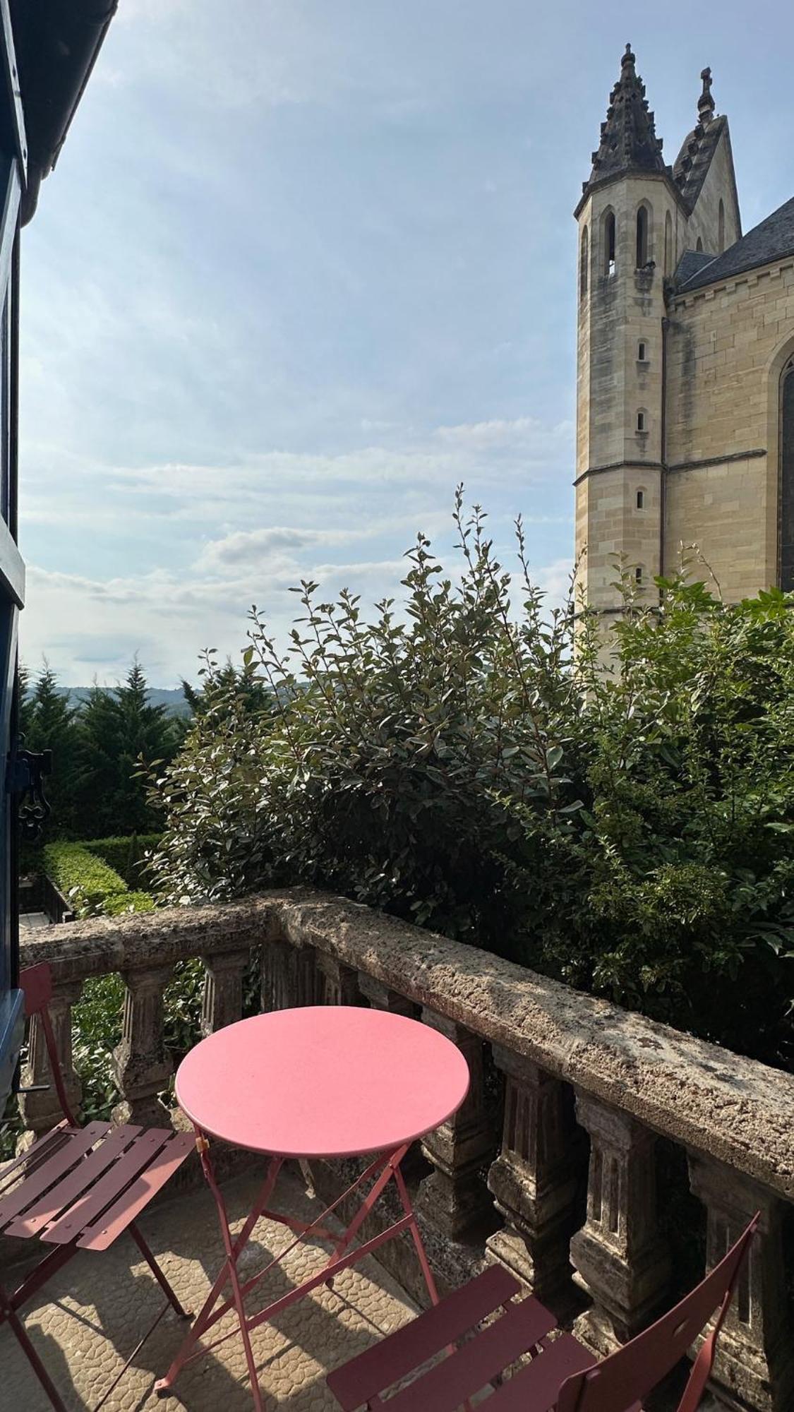 Gite Au Coeur De La Ville Ancienne Terrasson Bagian luar foto